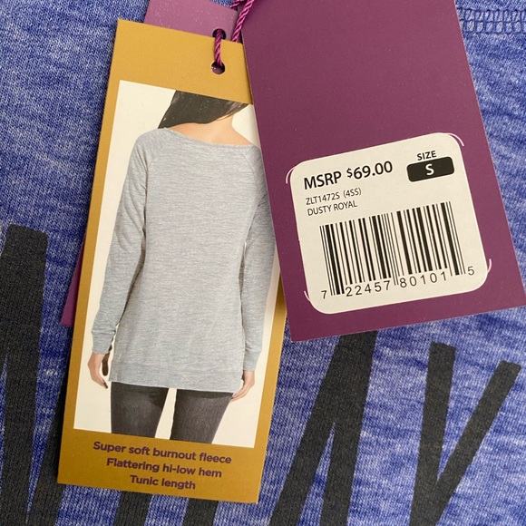 Z by Zobha Women's  "Sunday is My Funday" Pullover - Picture 4 of 4